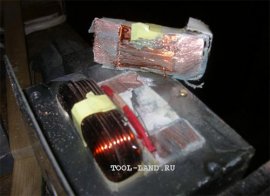 Срезанная ножовкой вторичная обмотка трансформатора Срезанная ножовкой вторичная обмотка трансформатора
